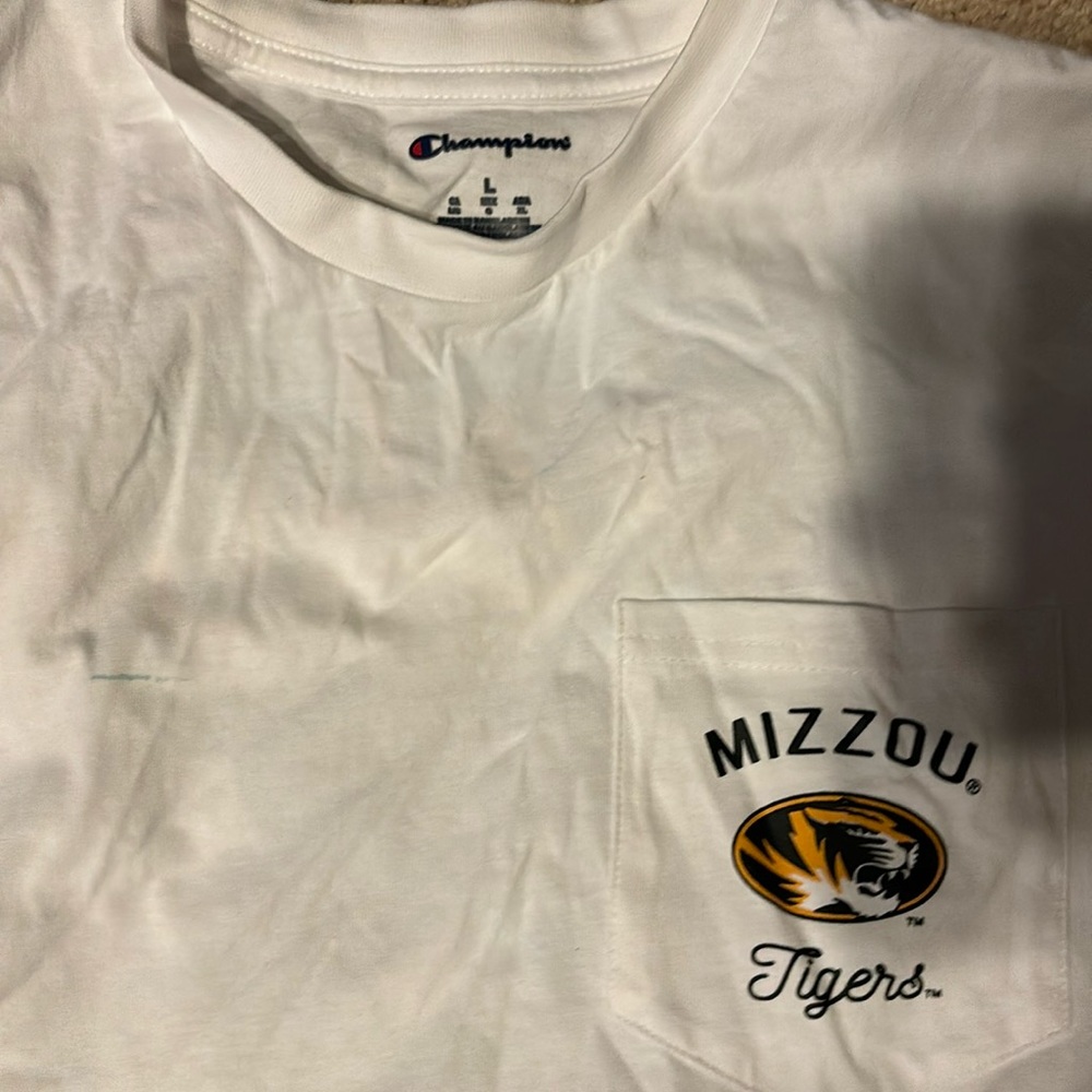 Champion Mizzou Tee-Shirt size Women’s Large